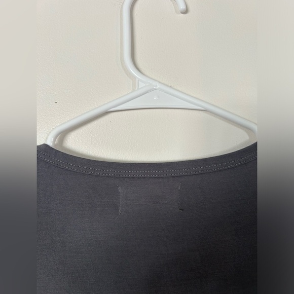 NWOT Jackson Rowe Women’s “Knotty” Tee - Picture 10 of 10